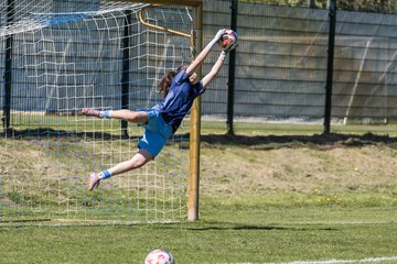 Bild 57 - wBJ Hamburger SV - Hertha BSC : Ergebnis: 5:2